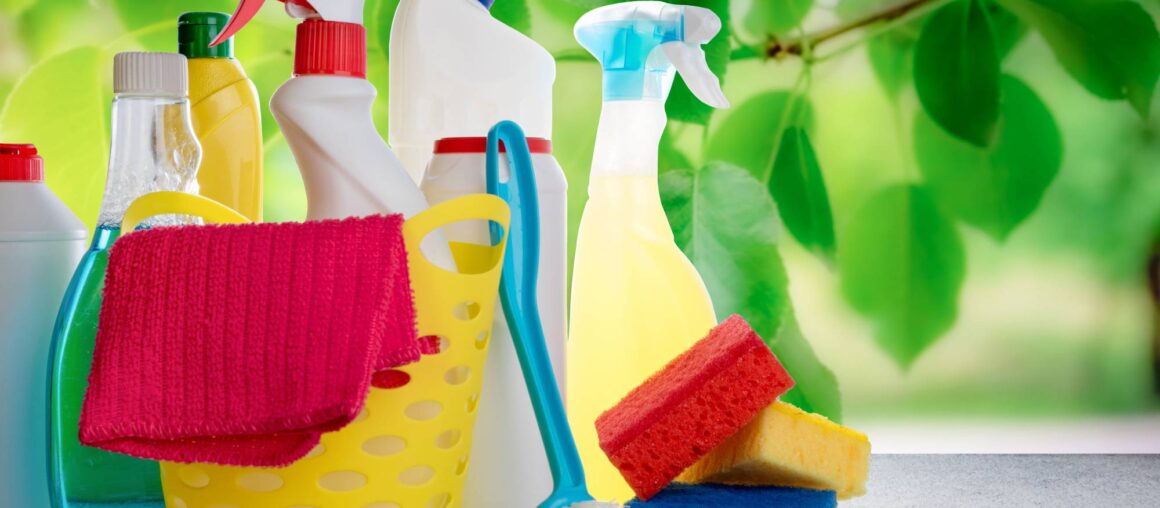 The Ultimate Guide to Eco-Friendly Cleaning