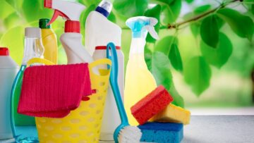 The Ultimate Guide to Eco-Friendly Cleaning